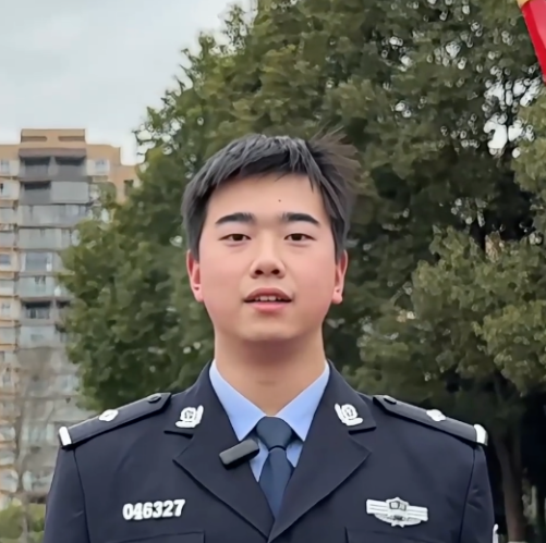 阆中公安4.png