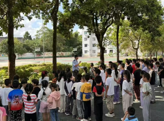 蓬安公安3.png