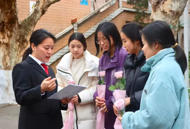 顺庆法院2.png 顺庆法院2.png