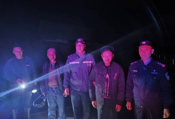 嘉陵公安2.png 嘉陵公安2.png