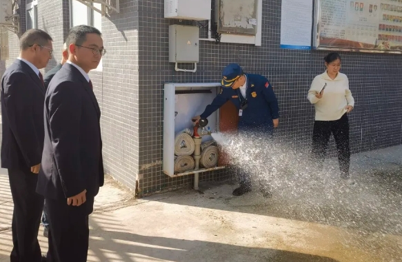 阆中检察1.png